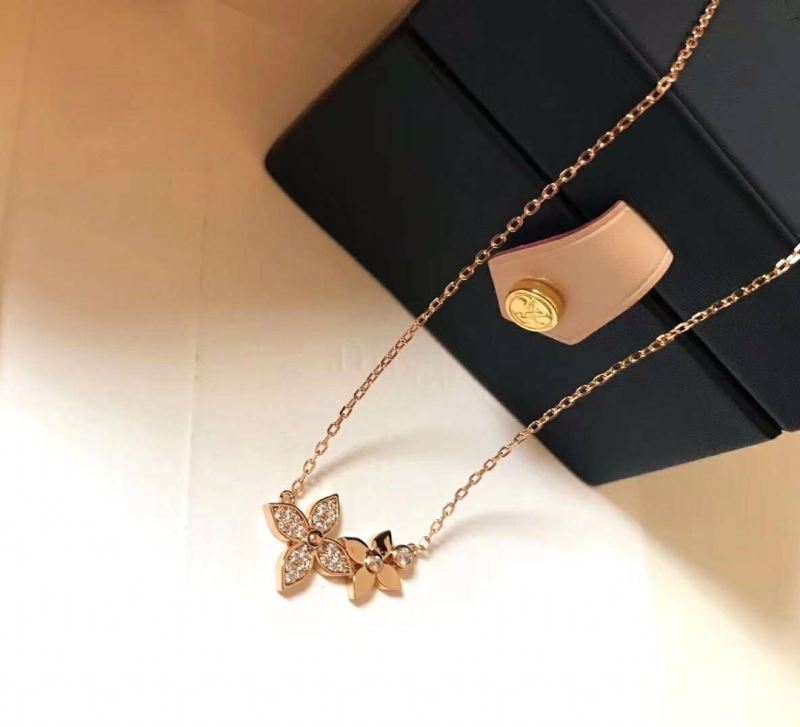 Louis Vuitton Necklaces